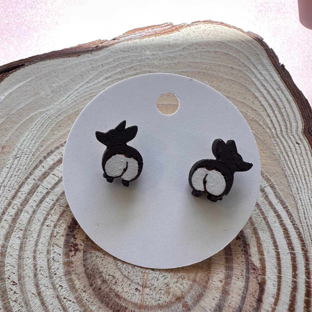 NEW Hand Painted Wooden Mini Corgi Studs